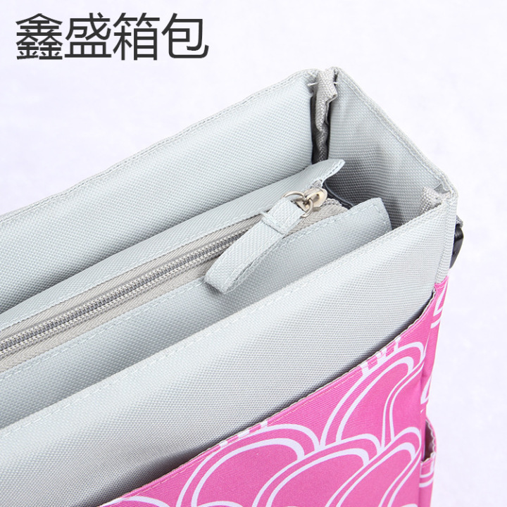 全国小巧便携妈咪包加工厂口碑推荐：加固走线工艺特写