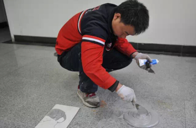 完工后的大理石地面效果