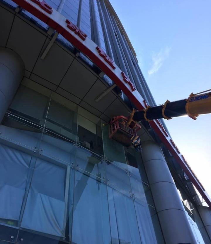 南京鑫宇保洁已完工幕墙整体效果
