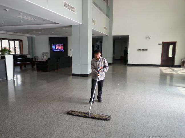 外墙清洗高空作业实拍