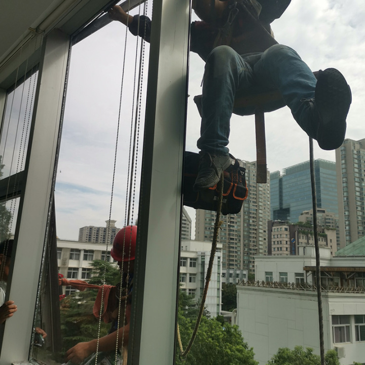 南京本地幕墙维修案例效果