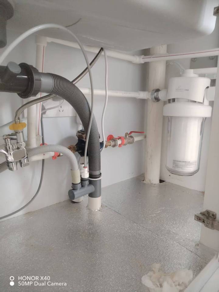 王师傅独立下水改造施工实景