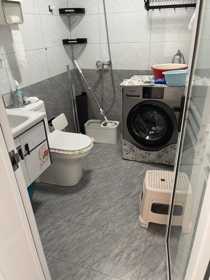 卫生间防水补漏完工效果