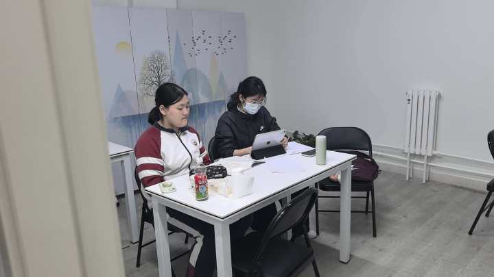 教学场景图