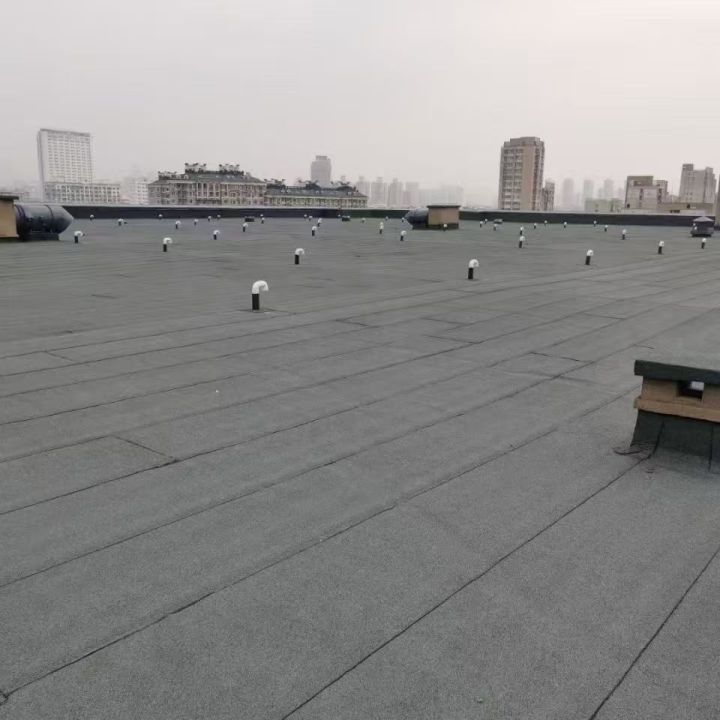 耐寒SBS卷材施工现场