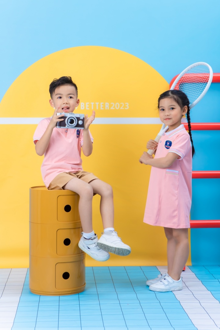 童沛儿园服产品陈列
