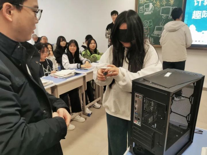 校园风貌与实训环境
