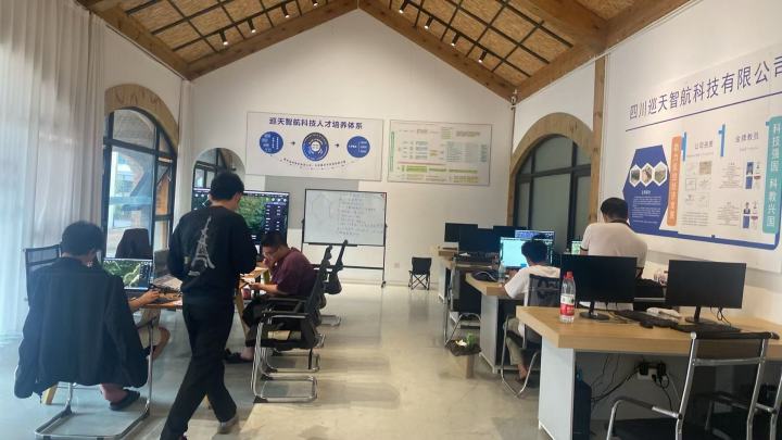 CAAC持证学员实训成果展示
